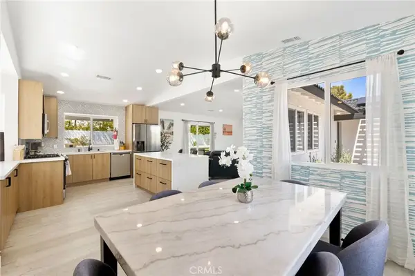 3030 E Vincentia, Palm Springs, CA 92262