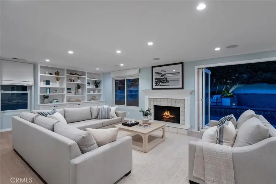 3406 Palm Avenue, Manhattan Beach, CA 90266 - #3