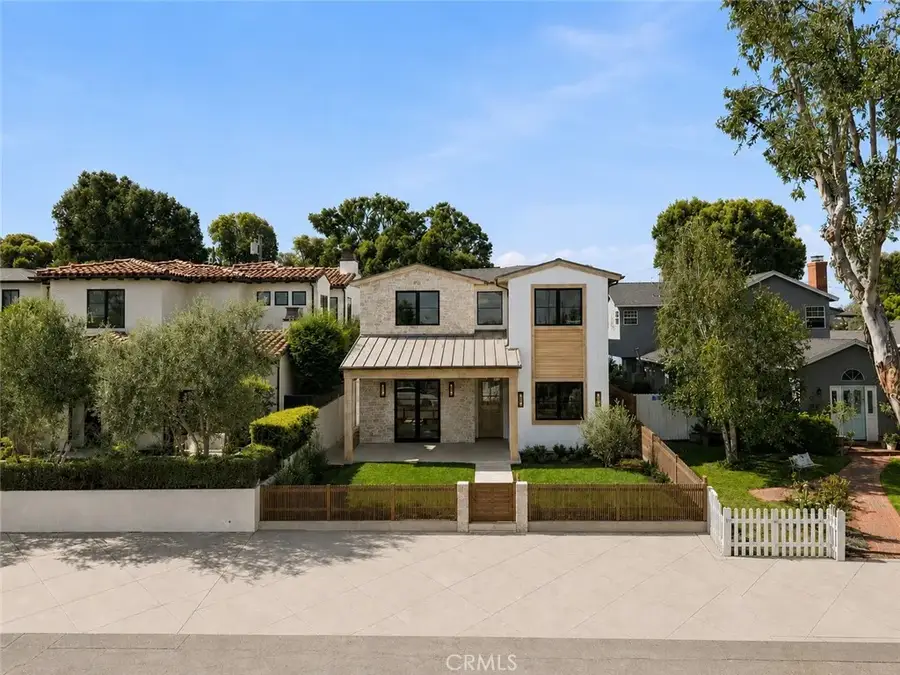 640 33rd Street, Manhattan Beach, CA 90266 - #2