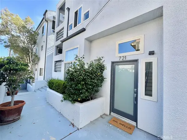 721 3rd Street, Hermosa Beach, CA 90254