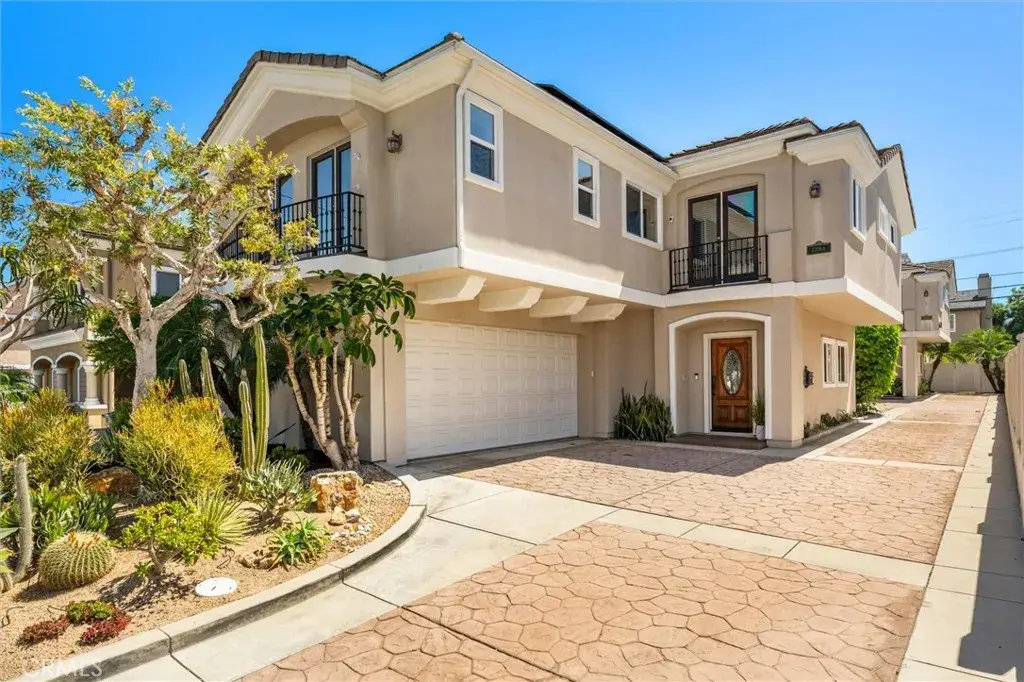 2206 Voorhees #A, Redondo Beach, CA 90278 - #1