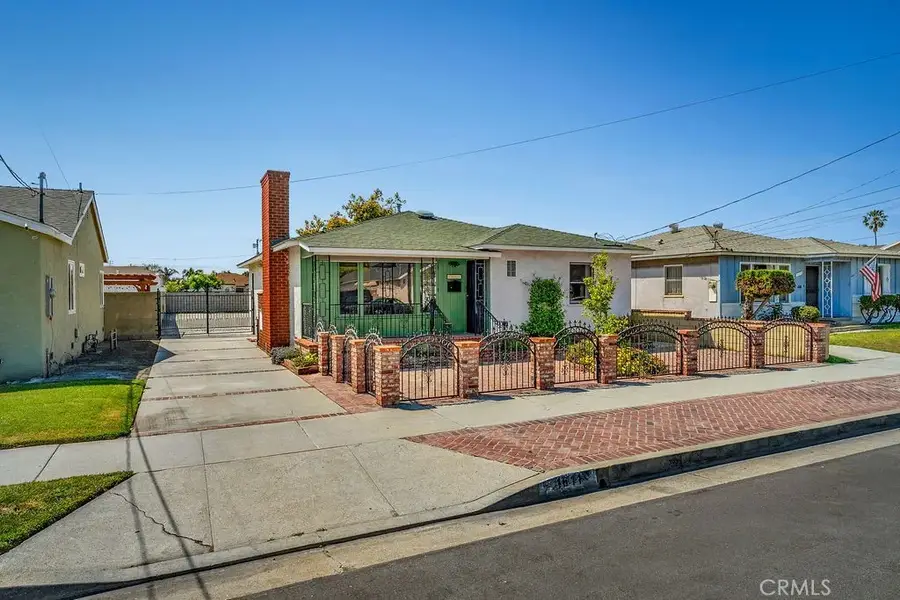 1611 Bay View Avenue, Wilmington, CA 90744 - #2