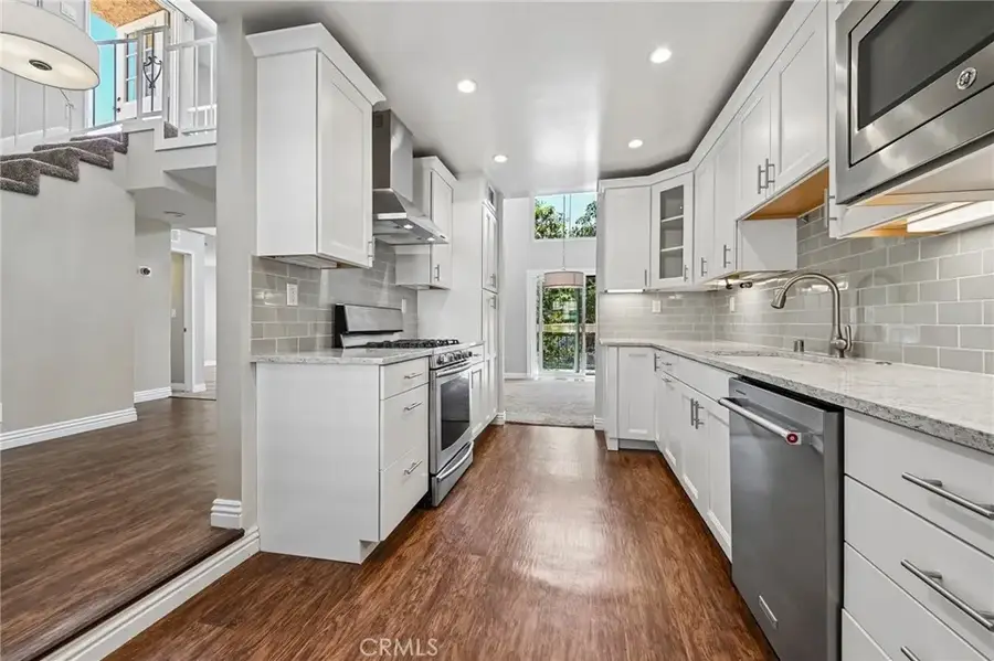 12321 Ocean Park Boulevard #14, Los Angeles, CA 90064 - #3