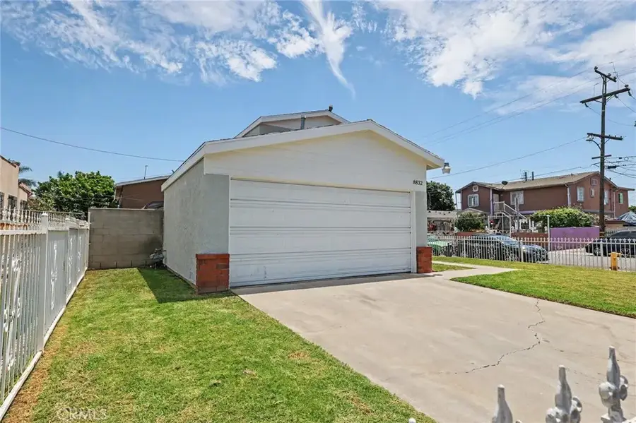 8832 Prince, Los Angeles, CA 90002 - #3