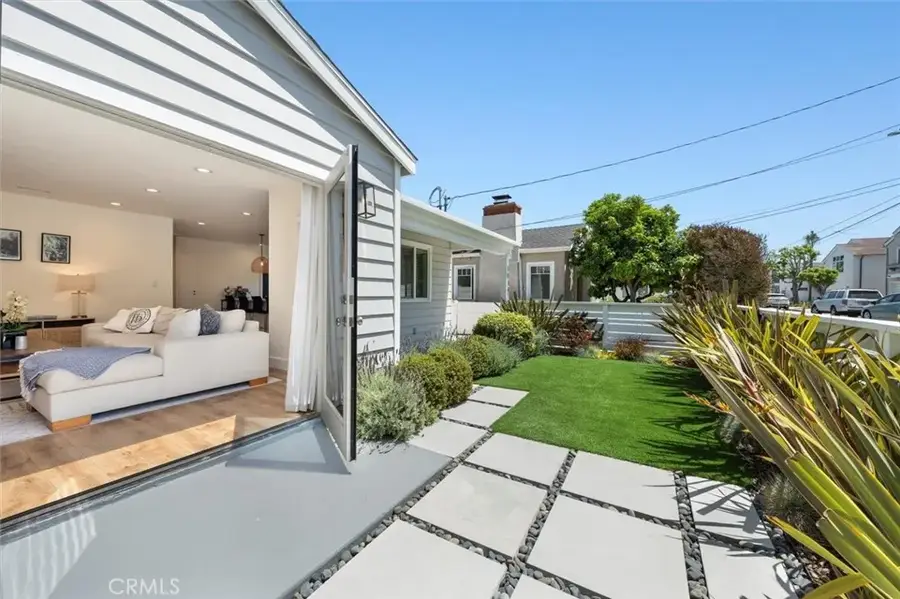 1430 Bonnie Brae, Hermosa Beach, CA 90254 - #3