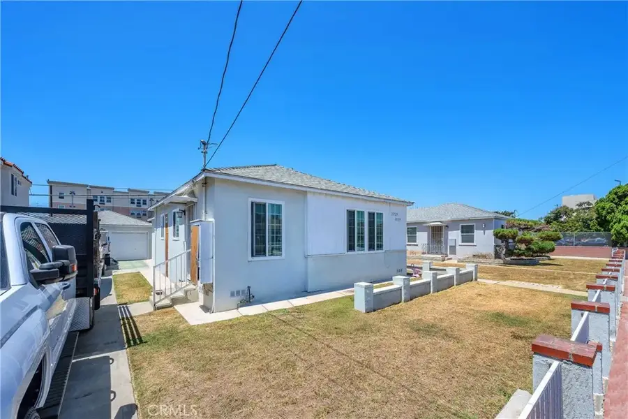 15725 La Salle Avenue, Gardena, CA 90247 - #2