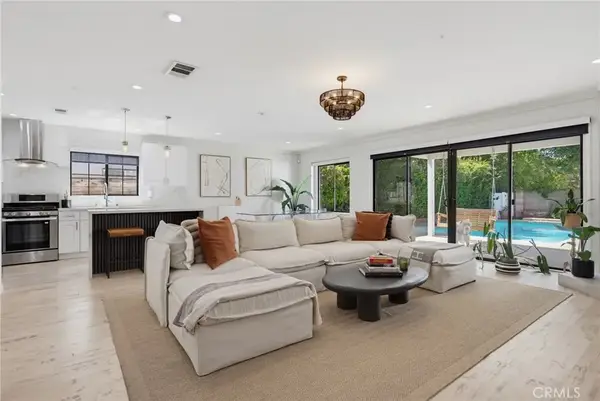 13547 Bessemer Street, Sherman Oaks, CA 91401