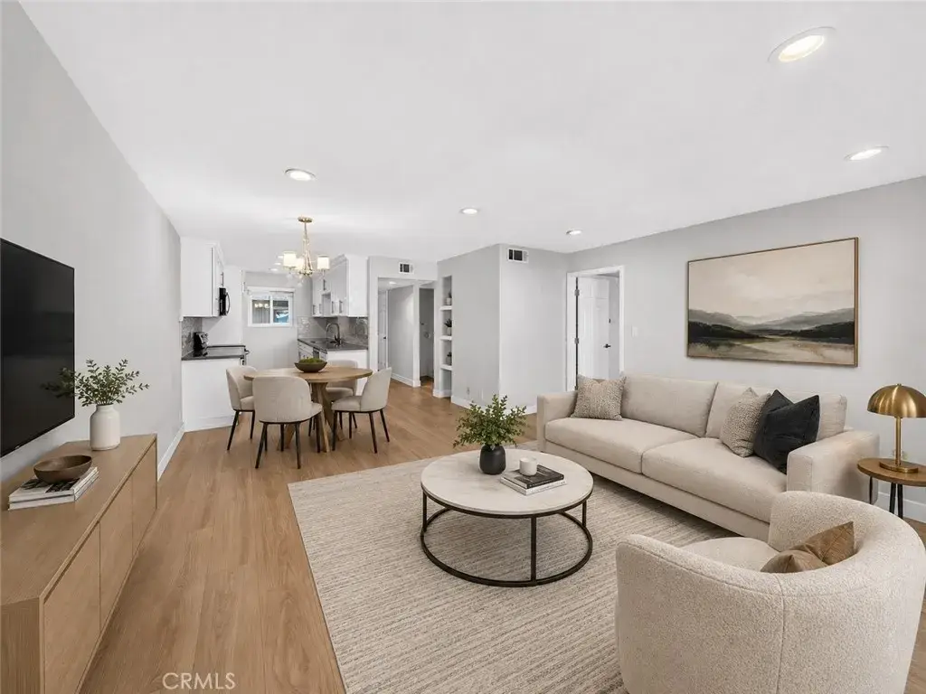 433 S Manhattan Pl #206, Los Angeles, CA 90020 - #1