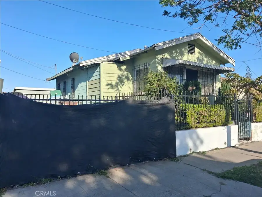 11720 S San Pedro, Los Angeles, CA 90061 - #2