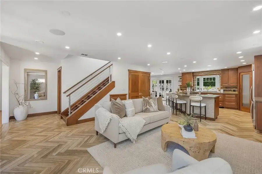 3504 N Poinsettia Avenue, Manhattan Beach, CA 90266 - #3