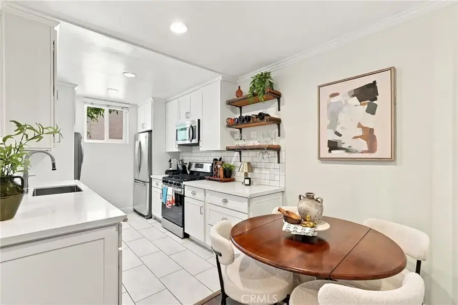 1827 Greenfield Avenue #105, Los Angeles, CA 90025 - #3