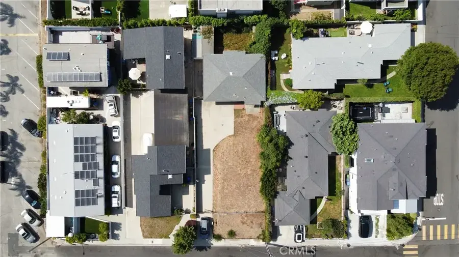 1410 17th, Manhattan Beach, CA 90266 - #3