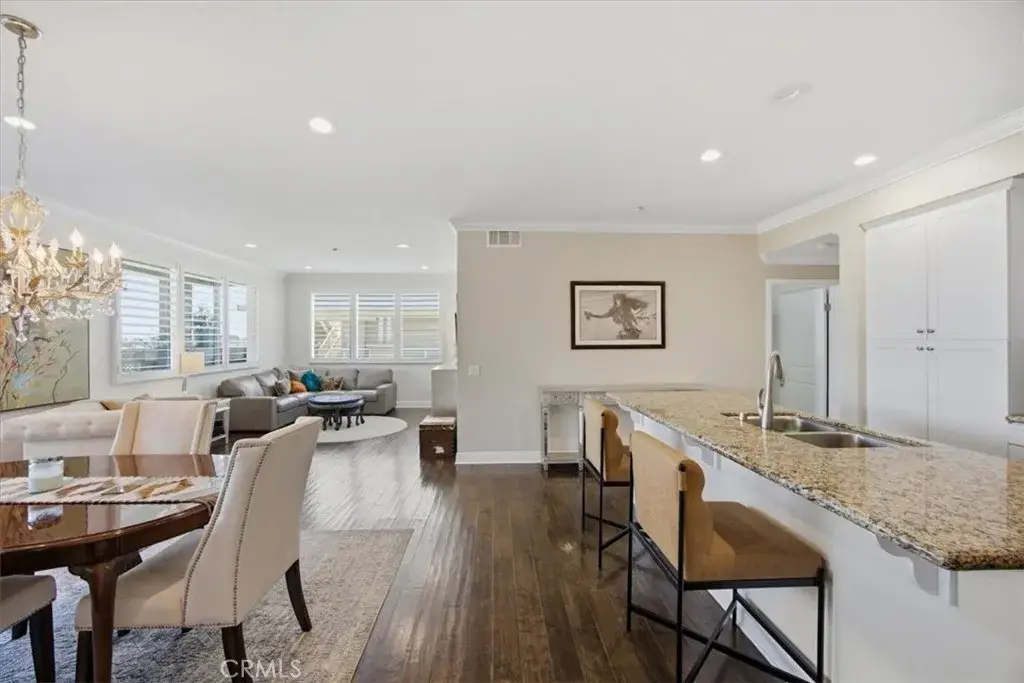 13028 Central Ave #402, Hawthorne, CA 90250 - #1