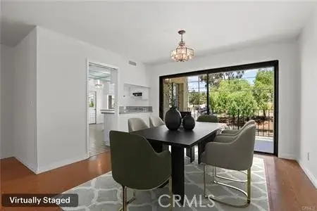 2662 E 20th Street #306, Signal Hill, CA 90755