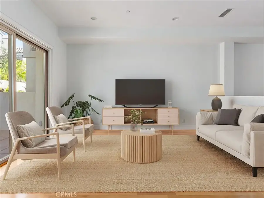 311 Kansas Street #B, El Segundo, CA 90245 - #2