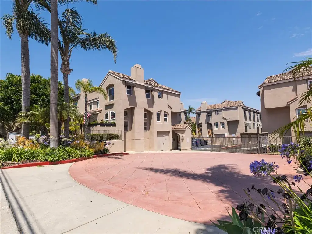 1305 E Grand Avenue #F, El Segundo, CA 90245 - #1