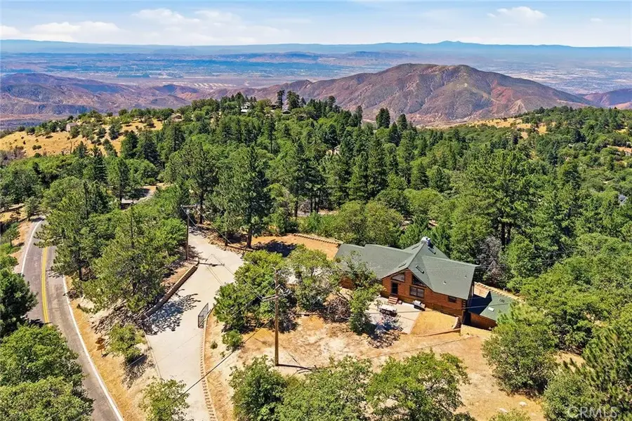 30954 Fredalba Road, Running Springs, CA 92382 - #2