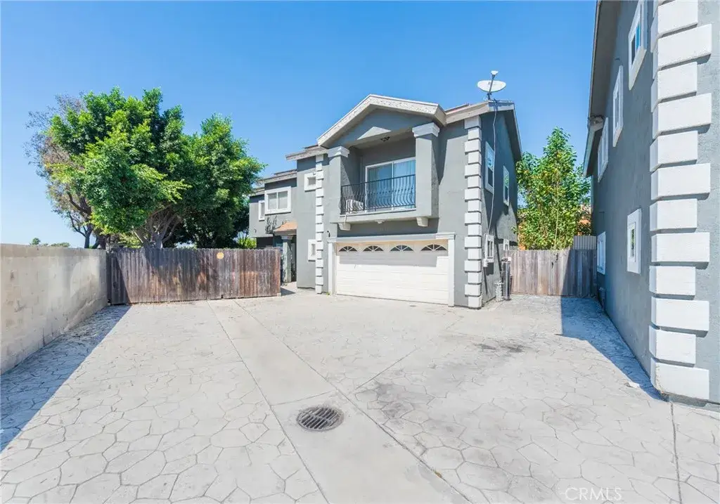 11137 S Freeman #F, Inglewood, CA 90304 - #1