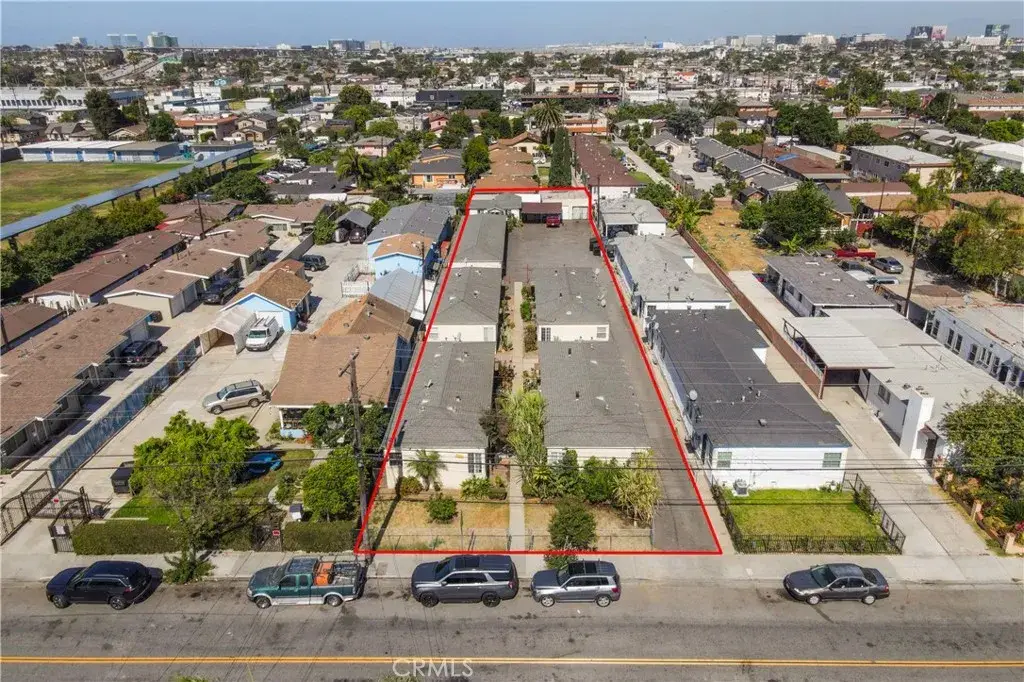 10901 S Freeman, Inglewood, CA 90304 - #1