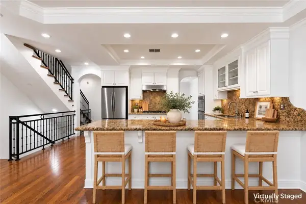 1551 Artesia Boulevard #4, Manhattan Beach, CA 90266