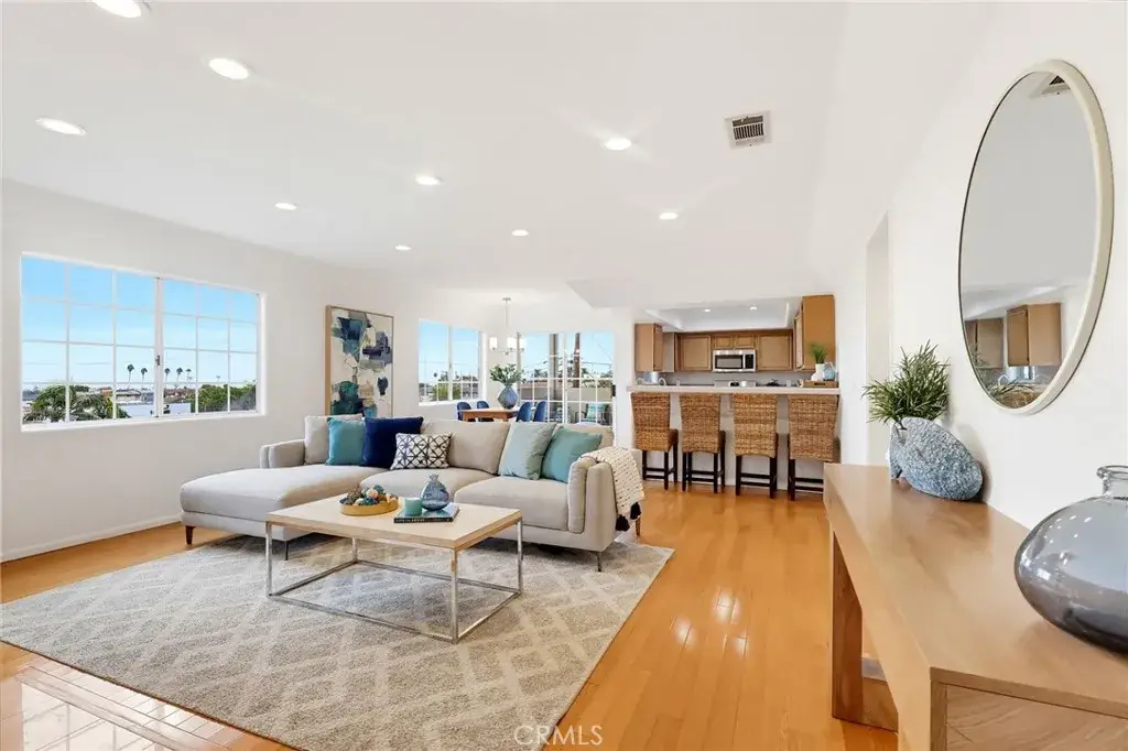 1073 W 9th Street #202, San Pedro, CA 90731 - #1