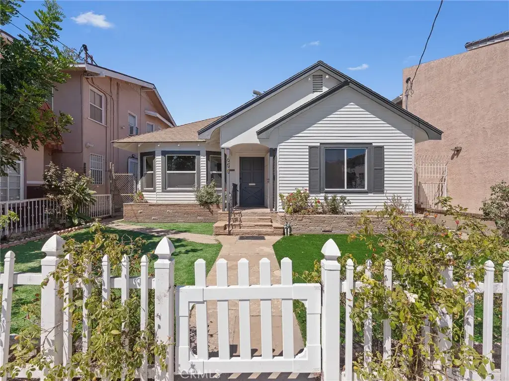 658 W 7th, San Pedro, CA 90731 - #1