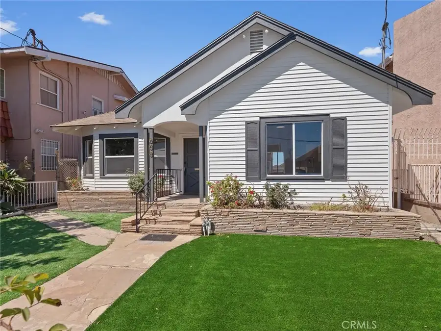 658 W 7th, San Pedro, CA 90731 - #2