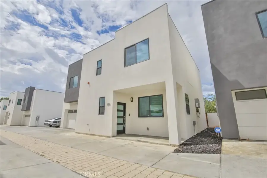 9117 N Nilo Lane, Panorama City, CA 91402 - #2