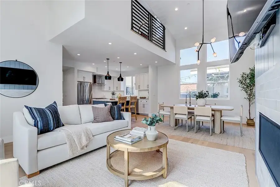 2018 Grant Avenue #B, Redondo Beach, CA 90278 - #3
