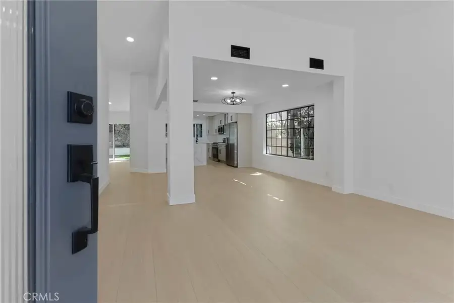 5922 Julian Lane, Tarzana, CA 91356 - #3