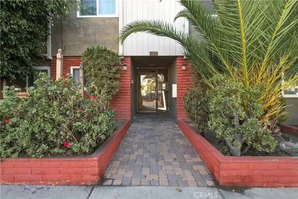 725 Coronado Ave #112, Long Beach, CA 90804