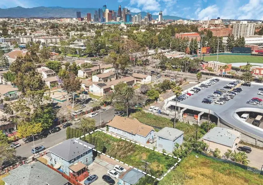 1146 W 35th, Los Angeles, CA 90007 - #3
