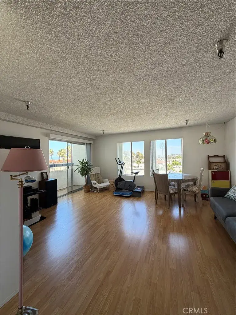 200 S Catalina Avenue #407, Redondo Beach, CA 90277 - #2