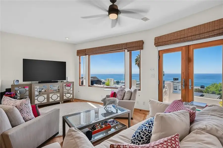 216 29th Place, Manhattan Beach, CA 90266 - #2