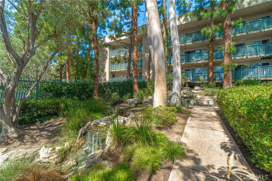 576 N Bellflower #222, Long Beach, CA 90814 - #2