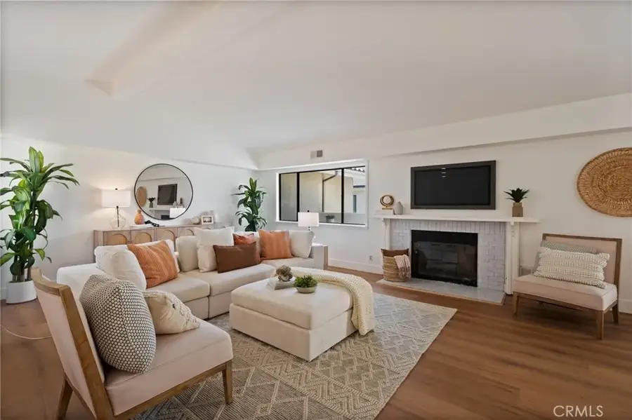 1833 11th Street #B, Manhattan Beach, CA 90266 - #2