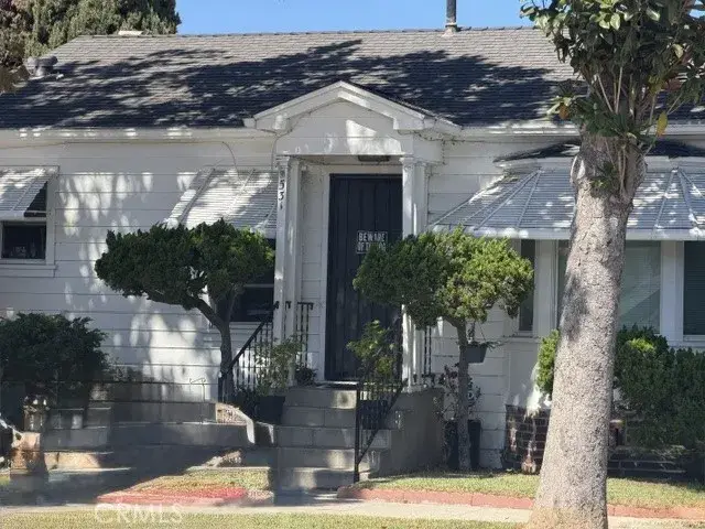531 W Denni, Wilmington, CA 90744 - #2