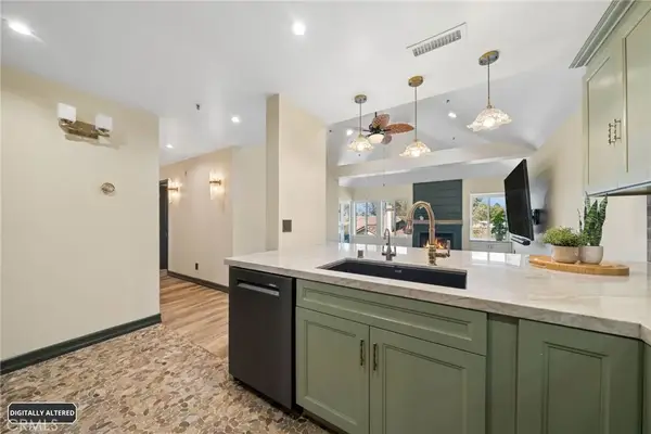 2563 Plaza Del Amo #404, Torrance, CA 90503