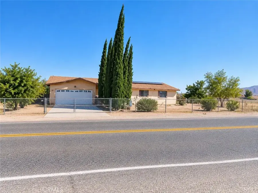10377 Peach, Hesperia, CA 92345 - #2