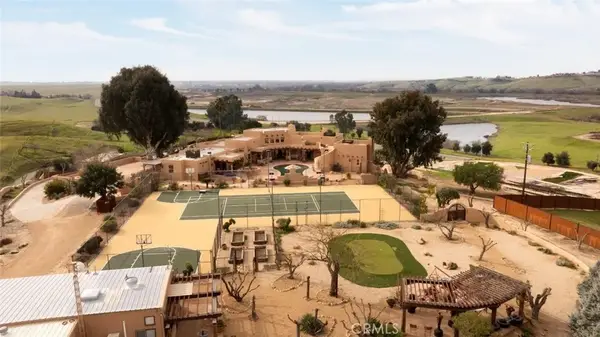 15516 N Friant Road, Friant, CA 93626