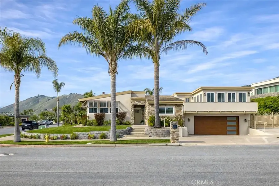 118 Hermosa Dr, Pismo Beach, CA 93449 - Image #2