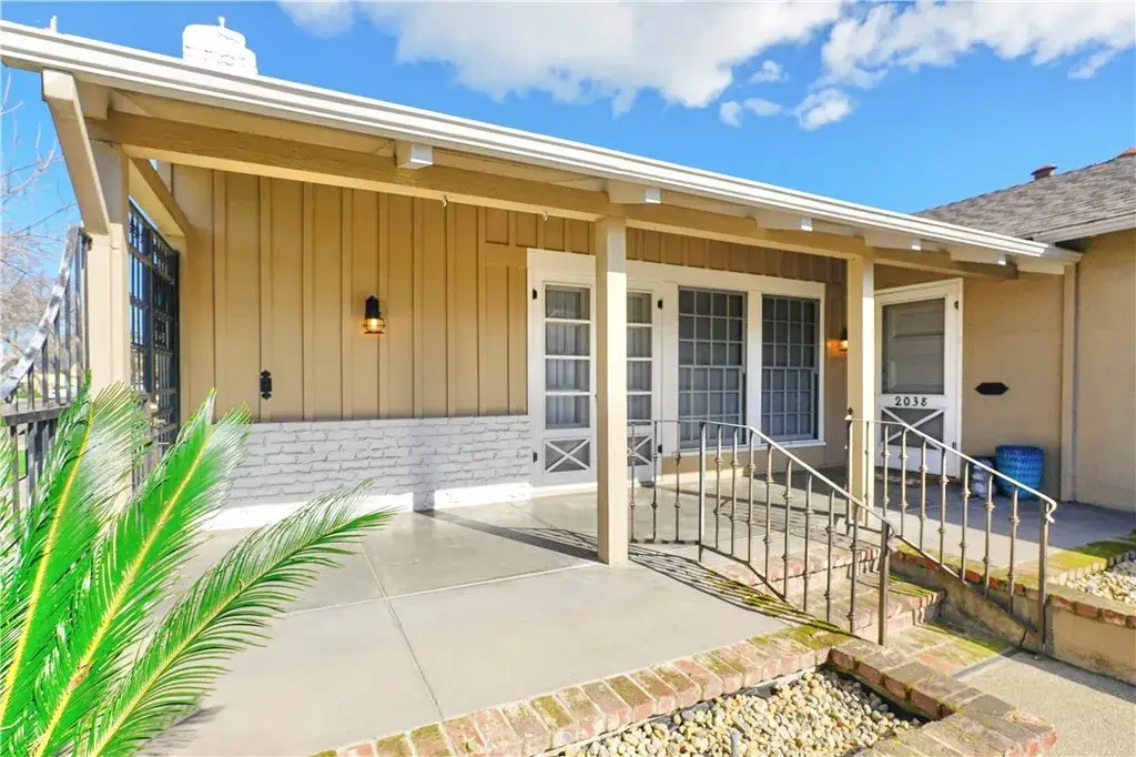 2038 H, Merced, CA 95340 - #1