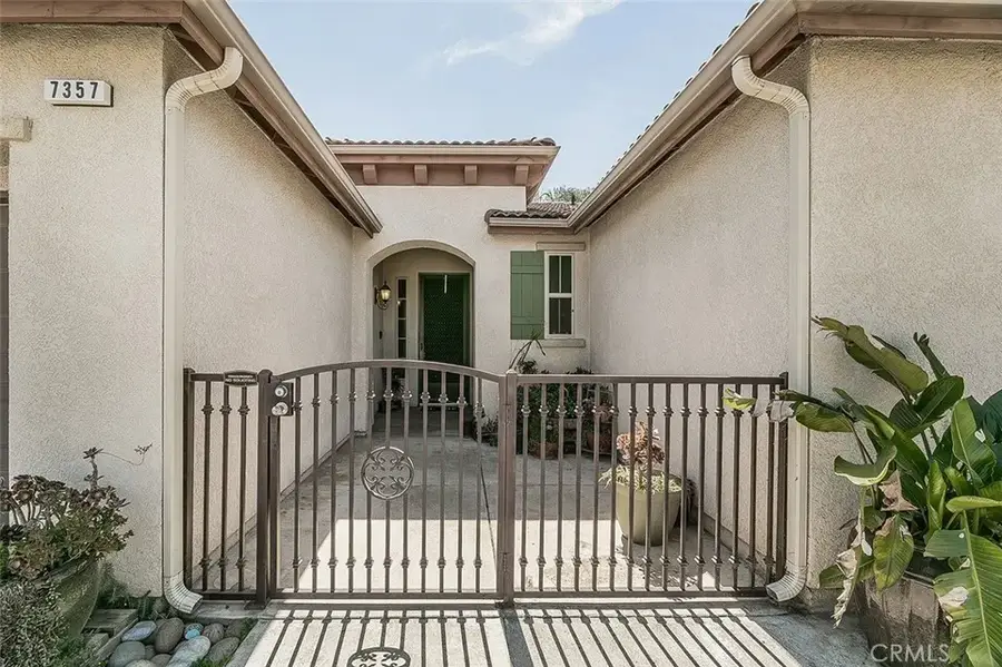 7357 E Redlands, Fresno, CA 93737 - #3