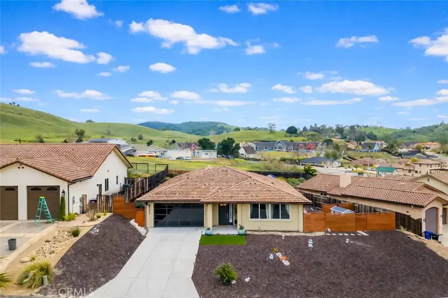 3530 Lakeside Village, Paso Robles, CA 93446 - #2