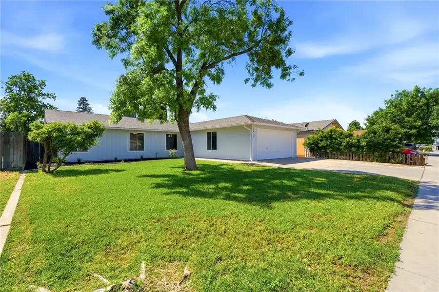 1621 W Westfield, Porterville, CA 93257 - #3