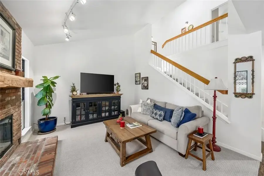 3227 Via Ensenada, San Luis Obispo, CA 93401 - #3