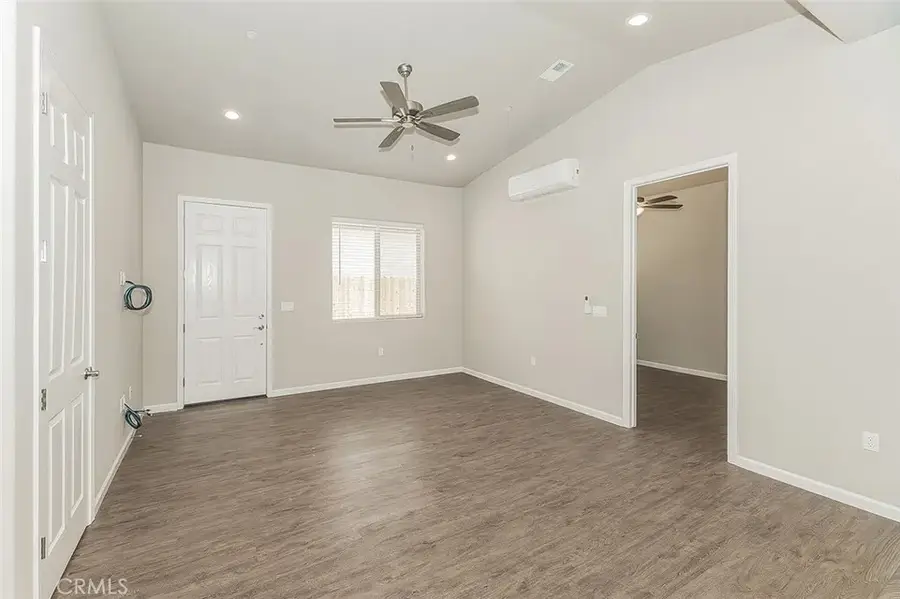 2365 N Arthur Avenue, Fresno, CA 93705 - #3