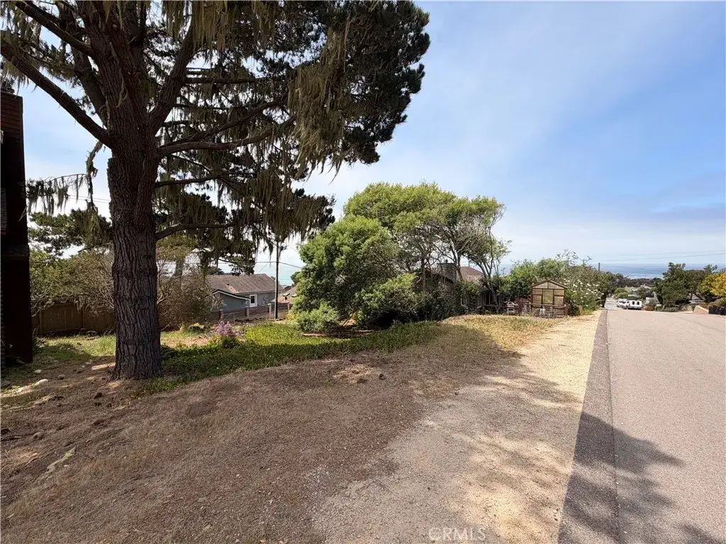 422 Weymouth, Cambria, CA 93428 - #1