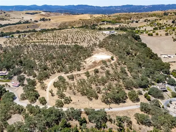 835 Spring Creek Way, Templeton, CA 93465