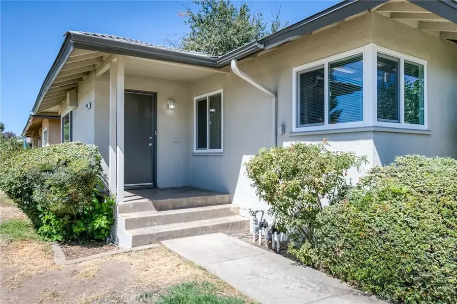 1506 W University Avenue, Fresno, CA 93705 - #3